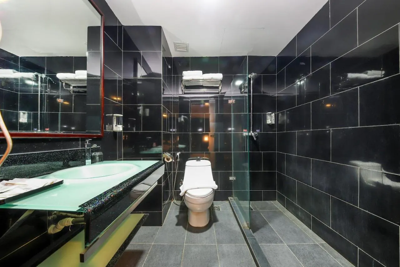 Oyo Capital O 89357 Unicorn Hotel Seri Kembangan 3*,  Malaysia
