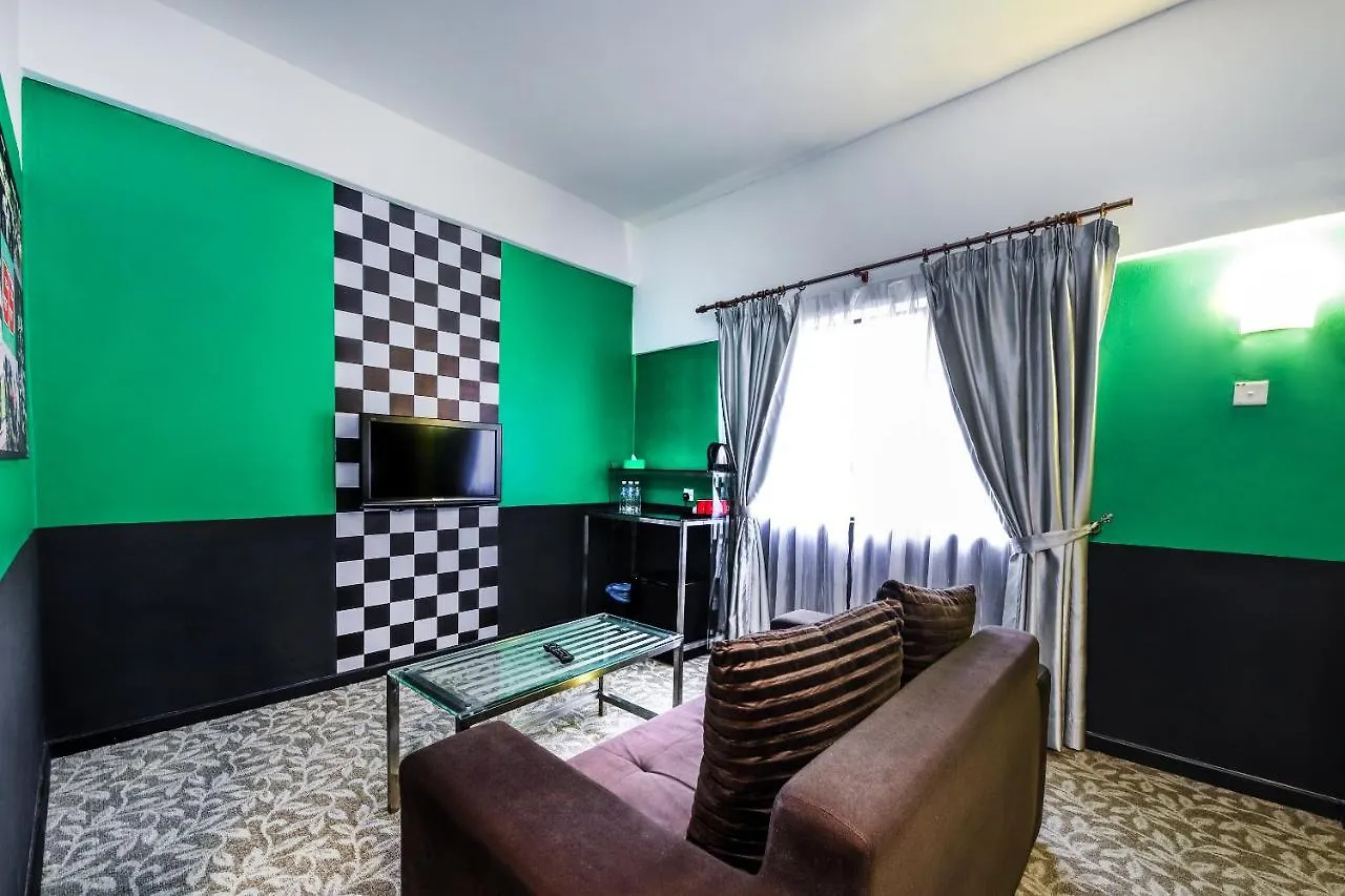 Oyo Capital O 89357 Unicorn Hotel Seri Kembangan